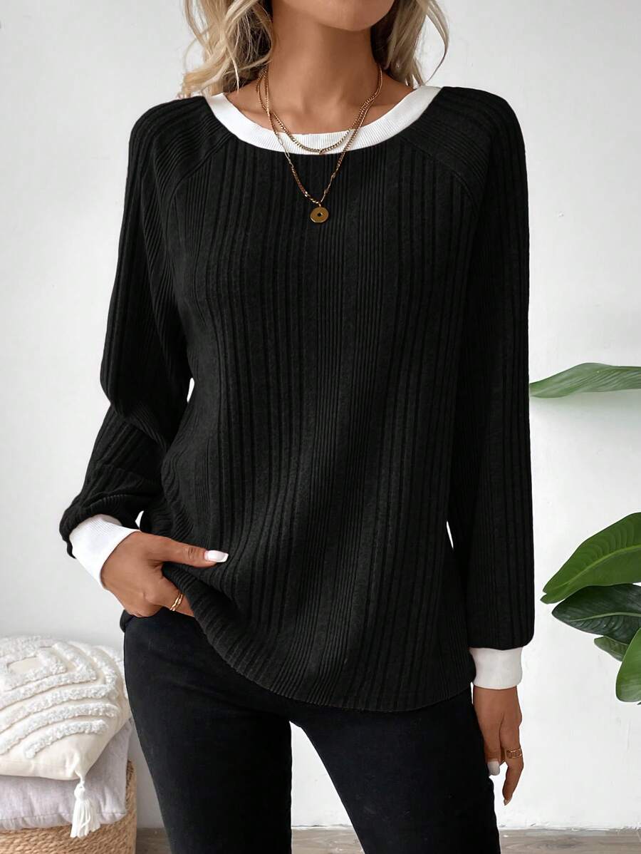Ribbed Contrast Trim Knit Top