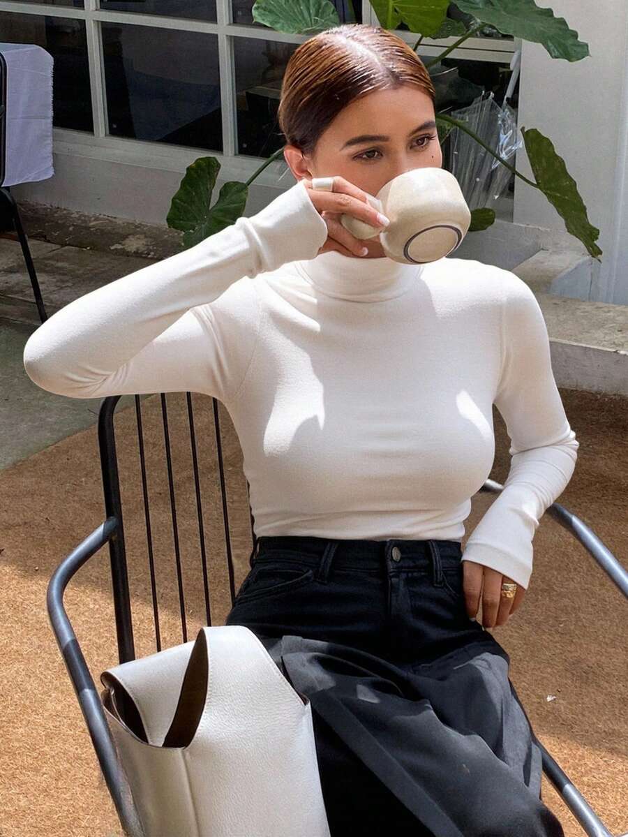 Side Turtleneck