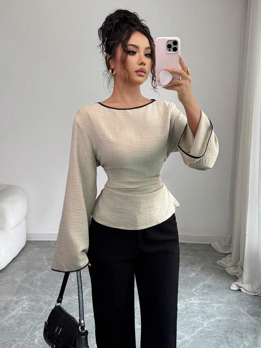 Siren Gaze Blusa feminina plissada com decote redondo e punhos com babados e manga flare