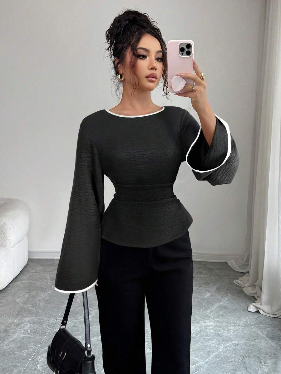 Siren Gaze Blusa feminina plissada com decote redondo e punhos com babados e manga flare