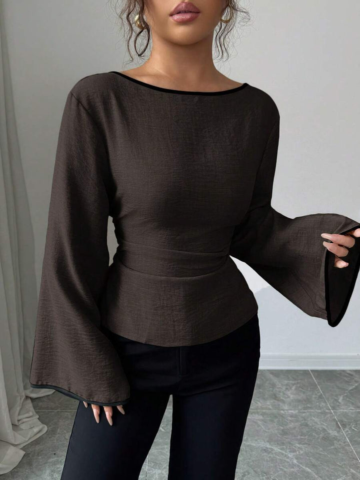 Siren Gaze Blusa feminina plissada com decote redondo e punhos com babados e manga flare