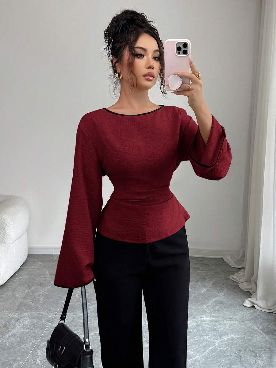 Siren Gaze Blusa feminina plissada com decote redondo e punhos com babados e manga flare