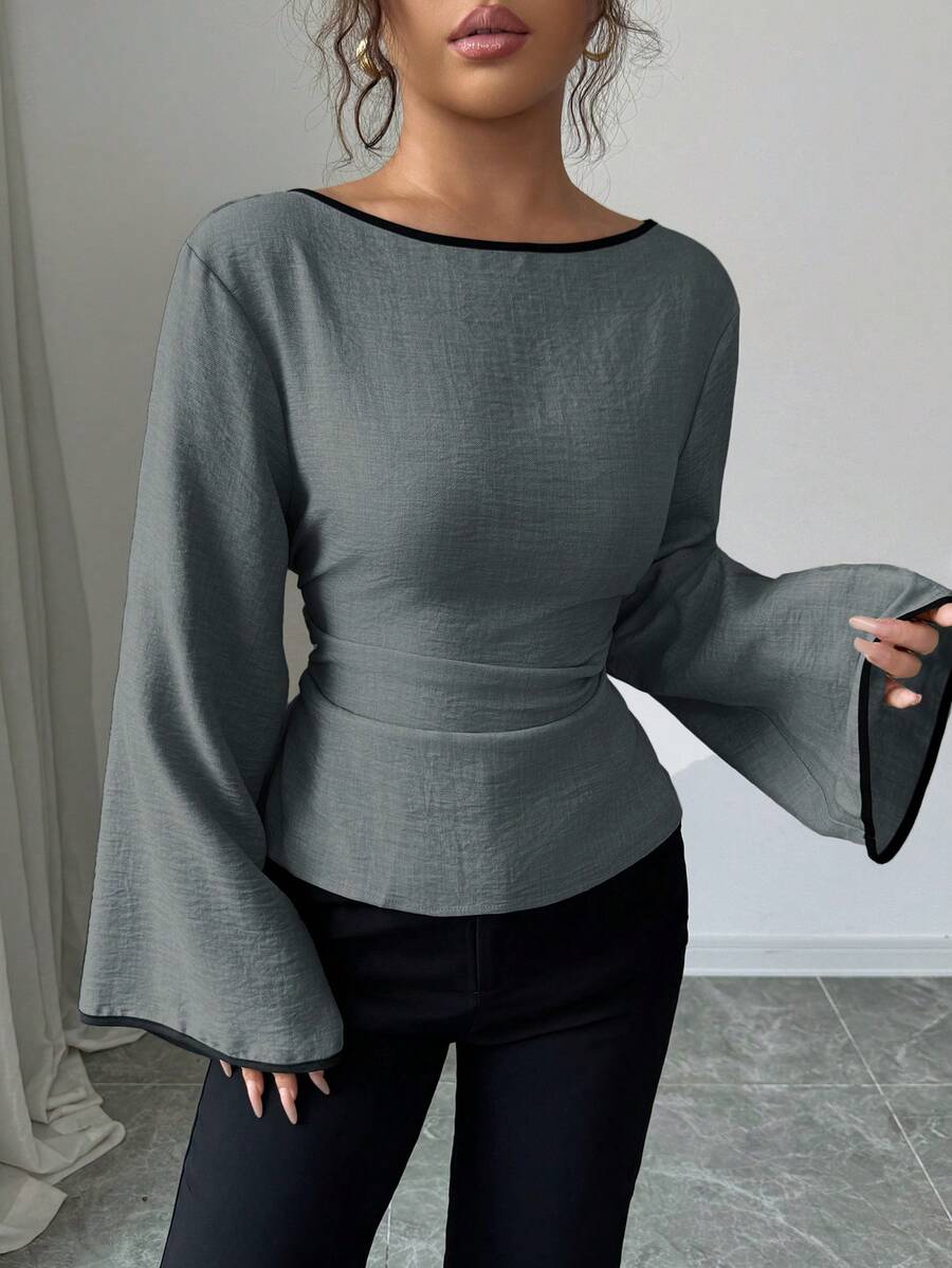 Siren Gaze Blusa feminina plissada com decote redondo e punhos com babados e manga flare