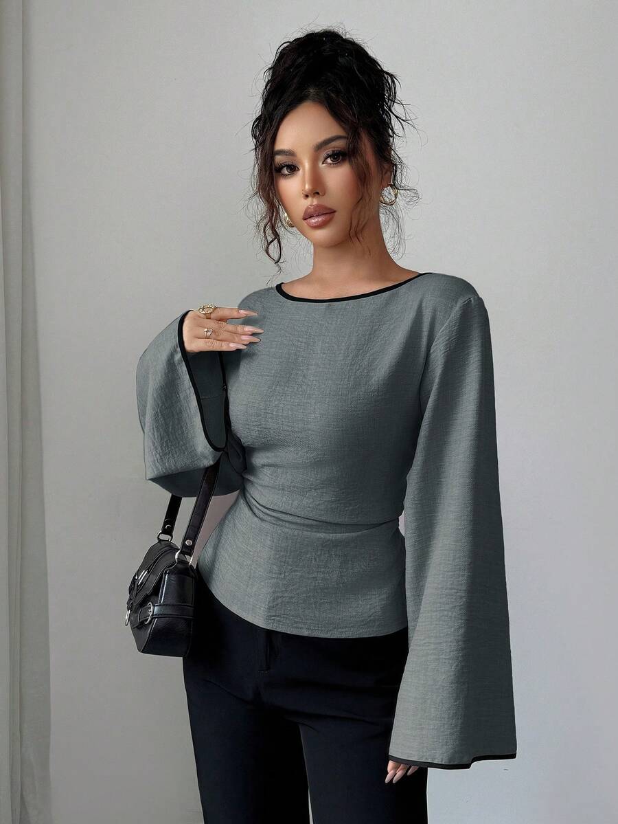 Siren Gaze Blusa feminina plissada com decote redondo e punhos com babados e manga flare