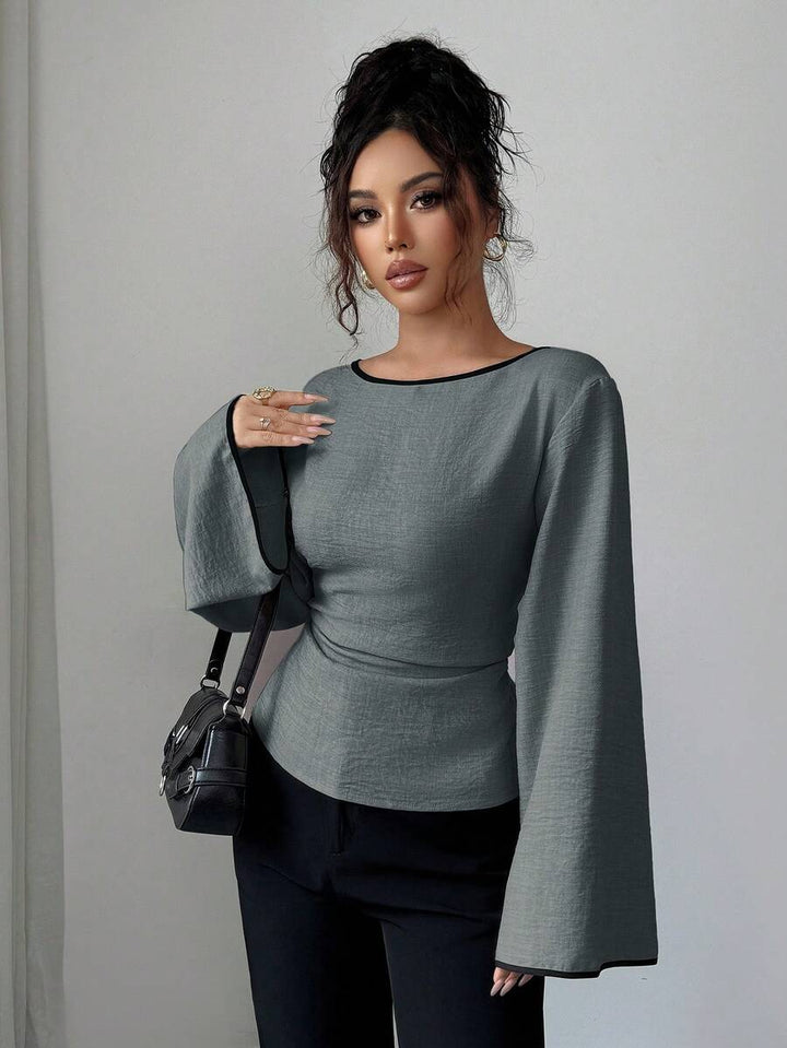 Siren Gaze Blusa feminina plissada com decote redondo e punhos com babados e manga flare